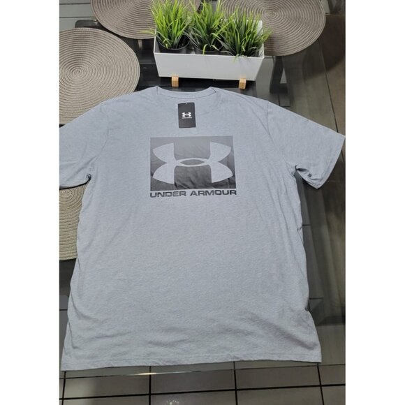 UNDER ARMOUR T-SHIRT MENS 2XL GRAYBOXED LOGO SHORT SLEEVE GRAPIC NEW - Picture 4 of 16